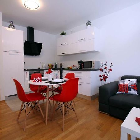 Apartment West リエカ エクステリア 写真