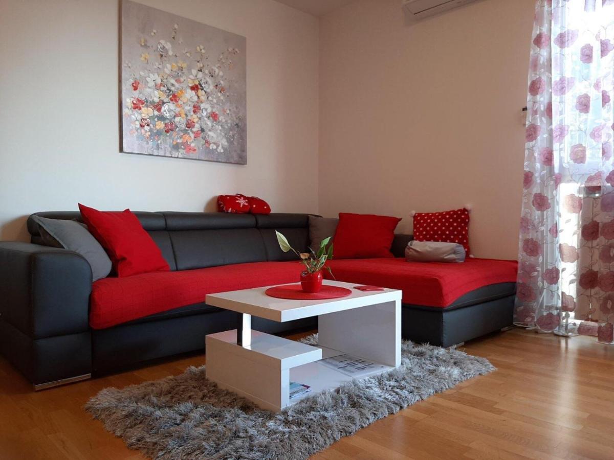 Apartment West リエカ エクステリア 写真