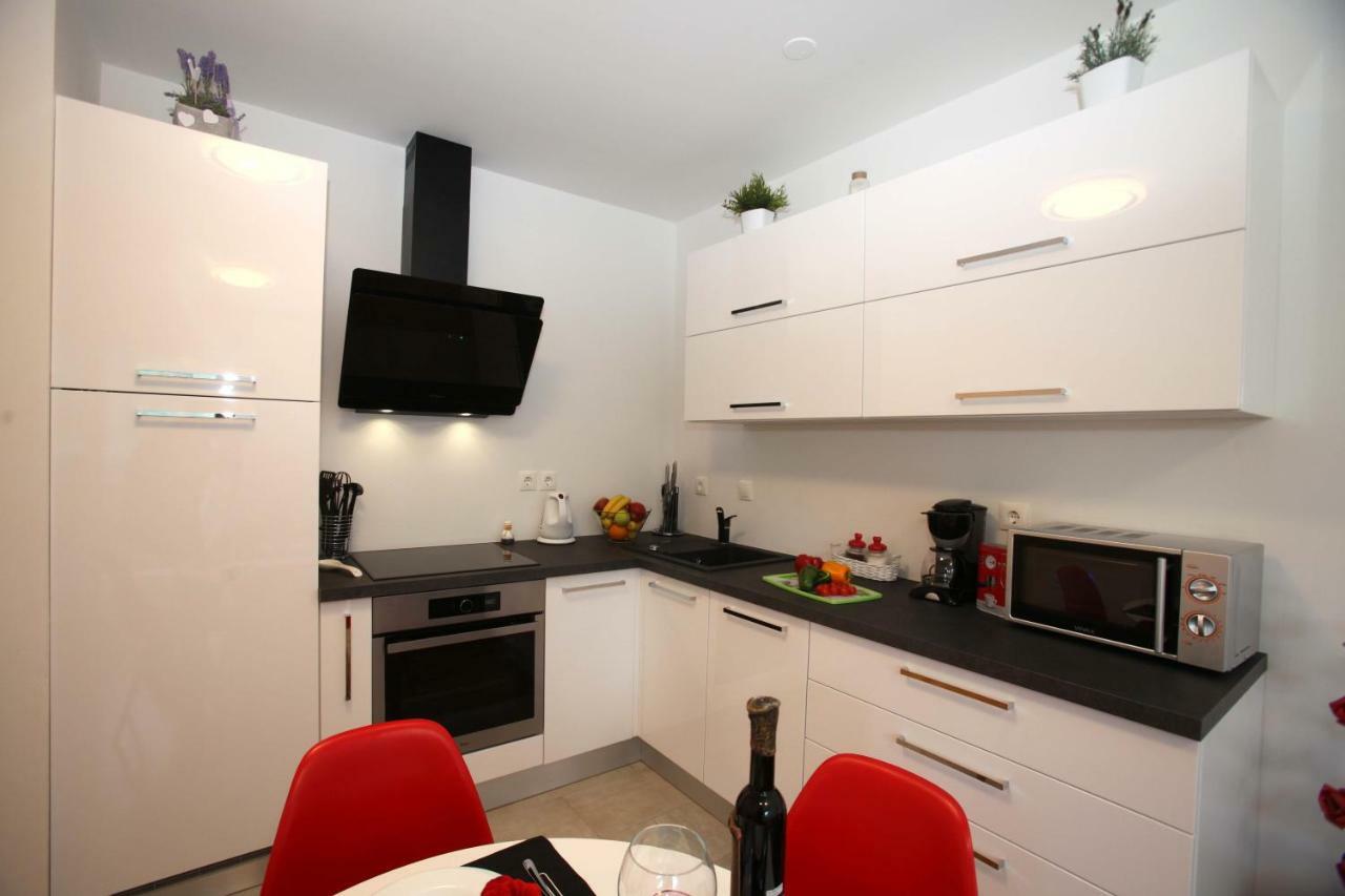 Apartment West リエカ エクステリア 写真